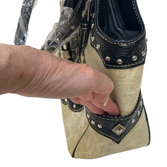 (8-210) Brand New w/Tag Beige Leather-Like Western Shoulder Handbag - Picture 11 of 12